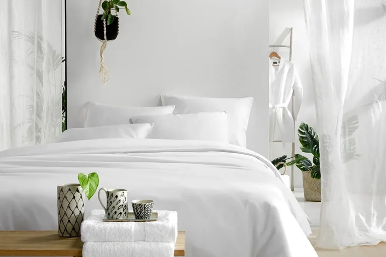 strijkrol knokke, strijkservice knokke, linnen service knokke, wasservice knokke, ironing service knokke, wassalon knokke, strijken knokke, linnen verhuur knokke, wasserij knokke strijkmachine knokke, wassalon knokke, iron service knokke, linnen huren knokke, Miele wassalon knokke, Wassalon Mamzelle knokke, wassalon groentemarkt knokke, strijkdienst knokke, strijkatelier knokke, strijken dienstencheques knokke, busybees knokke